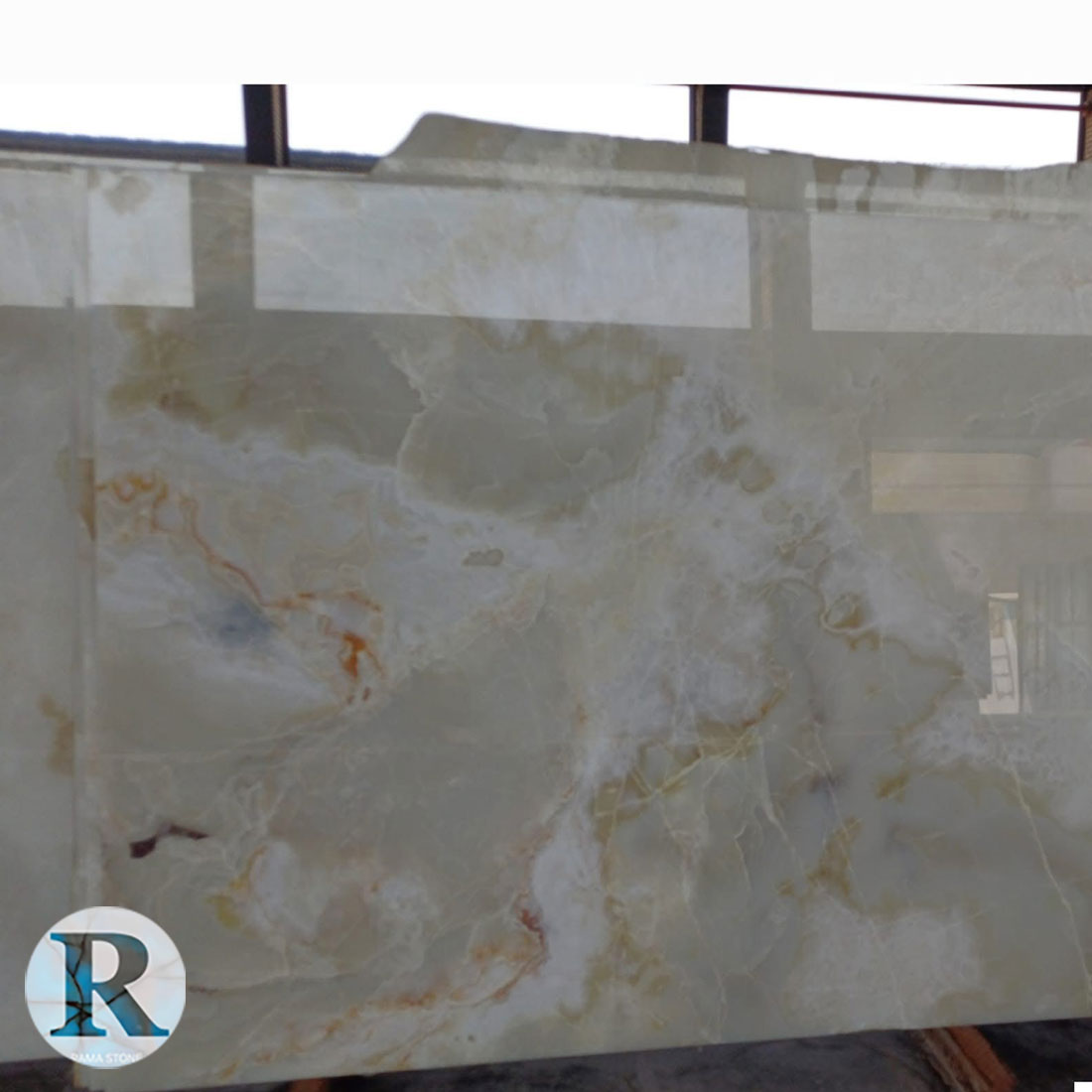 White-Onyx